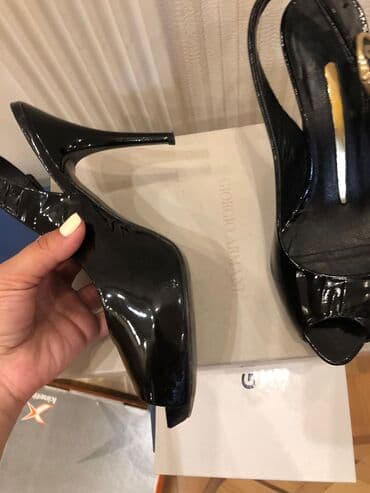 босоножки 27 размера: Размер: 35.5, цвет - Черный, Б/у — 5