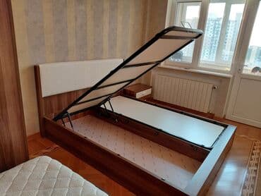 Masalar və oturacaqlar: Yeni, Güzgülü, Türkiyə — 6