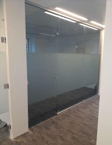 telefon ucun ekran şəkilləri: Rəngli plastik pəncərələrin sifarişi — 20