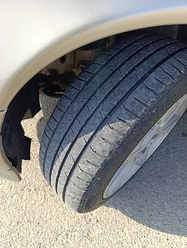 bmw e36 kuza: Mercedes-Benz C-Class: 2.3 l | 1998 il Sedan — 6