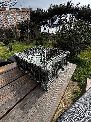 idman doseyi: Sahmat Hazir elde var. Boyuk olcudu. Balaca sahmat deyil. Super — 5