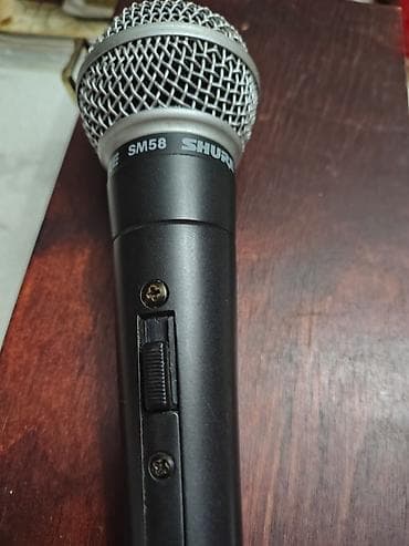 купить микрофон: Neumann KMS 100 və Shure SM58 mikrofonları - Neumann KMS 100: Səhnə — 3