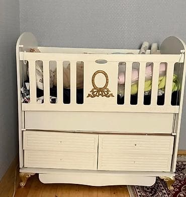 beşiyler: Oğlan və qız üçün, Beşik, Matras ilə — 1