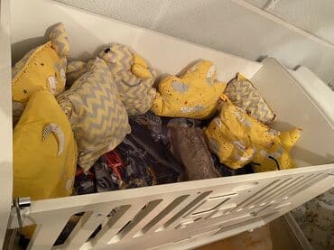 uşaq ucun mebel: Oğlan və qız üçün, Dördbucaq, Beşik, Dəst ilə, Yellənmə mexanizm ilə — 2