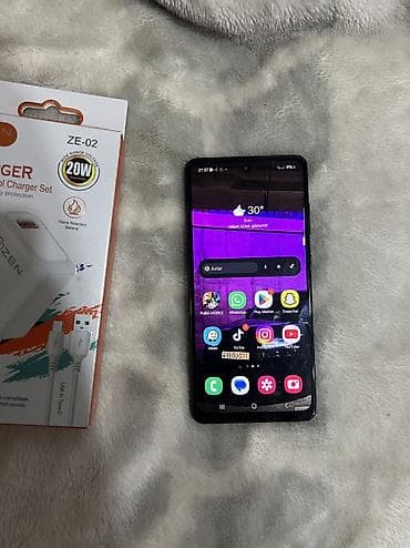 patchi qiymət: Samsung Galaxy A52, 128 GB, rəng - Qara, Sensor, Face ID — 2