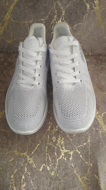 Səndəl və şəp-şüplər: •Brend: KHAYT 🇹🇷 •Model: Sneaker Sport (gündəlik gəzinti) •Rəngi: Boz — 5