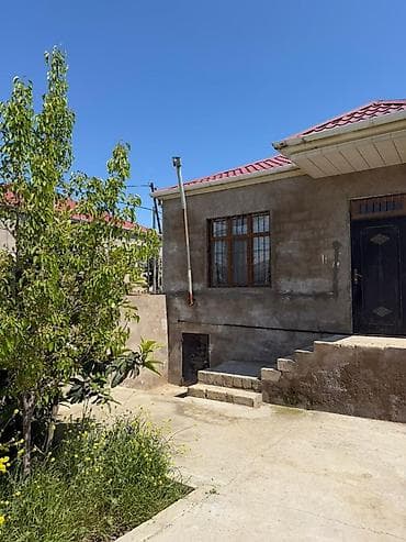 ev alqi satqi: 3 otaqlı, 90 kv. m, Orta təmir — 1