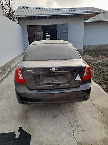 maşın şuşələri: Chevrolet Lacetti: 1.6 l | 2019 il 57700 km Sedan — 2