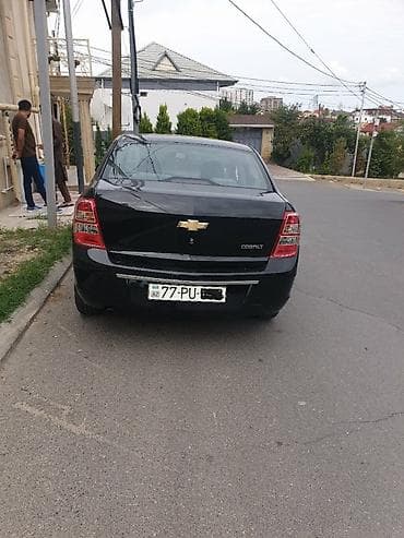 2107 qara: Chevrolet Cobalt sedan – şəhər və uzun məsafələr üçün rahat və — 9