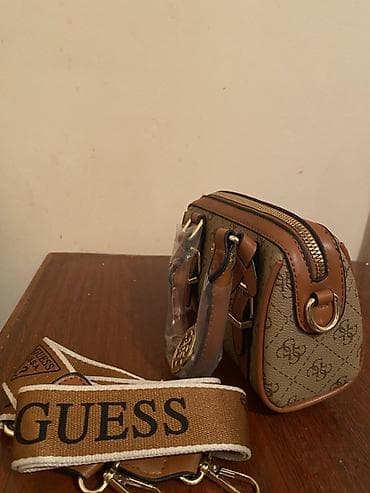 Çantalar: Çiyin çantası, Guess — 2