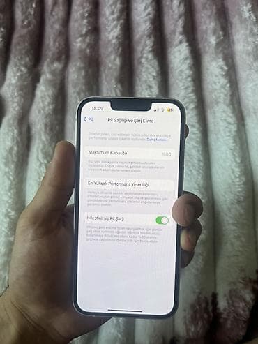 philips xenium 9@9h: IPhone 13, 128 GB, Ağ, Simsiz şarj — 4