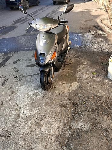 opel polka: - Ön disk və arxa baraban tipli əy - İki ədəd arxa amortizator - Ön — 2