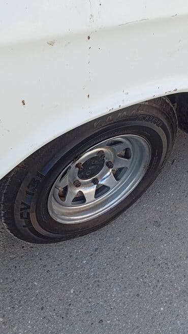 3D panellər: Yükdaşıma üçün modifikasiya olunmuş sovet istehsalı minik avtomobili — 14