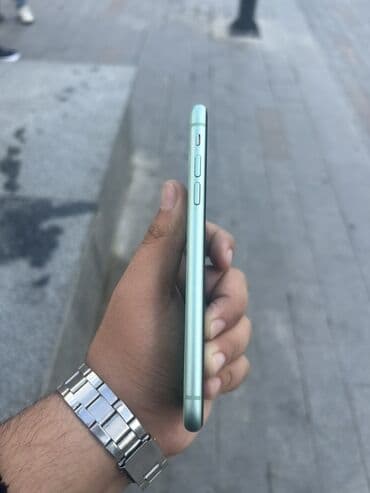 iphone 11 sarı: IPhone 11, Yaşıl, Face ID — 3