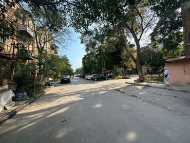 ucbucaq evlər: Bakı, 3 otaqlı, Köhnə tikili, m. Həzi Aslanov, 60 kv. m — 5