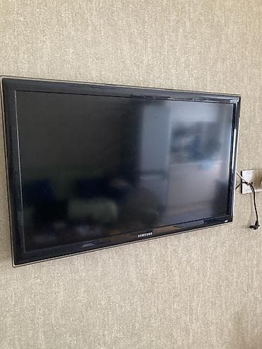televizor 108 ekran: Televizor Samsung LCD 40" — 1