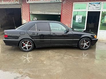 niva masin: Mercedes-Benz C 230: 2.3 l | Sedan — 6