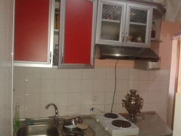 binə qəsəbəsində: Bakı, M.Ə. Rəsulzadə qəs., 2 otaqlı, Köhnə tikili, m. Azadlıq Prospekti, 24 kv. m — 6