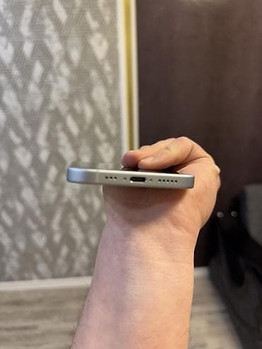 ayfon 6 ekran: IPhone 15, 128 GB, Ağ — 4