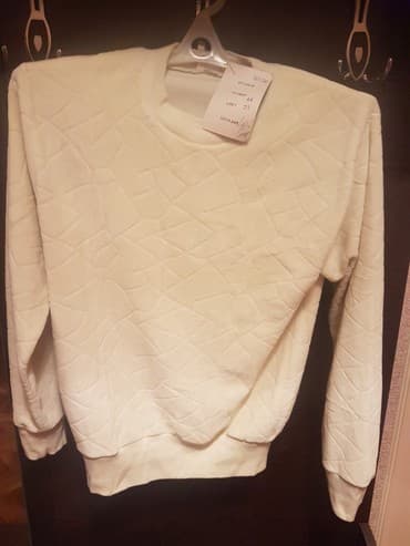 2020 koynekler: ● K O F T A ● Məxmər. Təzə. Hindistan istehsalı. Ölçüsü : - 44 — 1