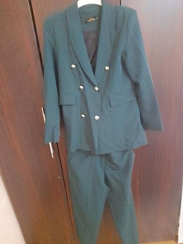 deri pencek: Çox az isdifade olnub selqeldiQadın kostyum dəsti – tünd yaşıl rəng - — 1