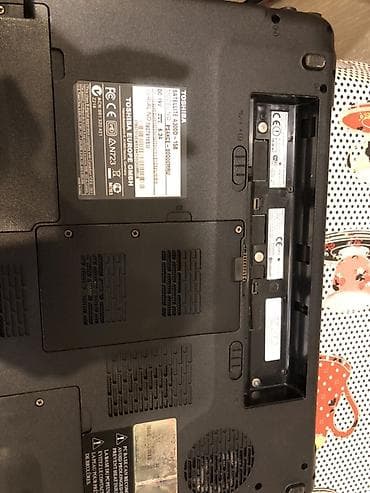 nodbuklar: Toshiba noutbuk + orijinal aksesuarlar - Brend: Toshiba - Korpus — 10