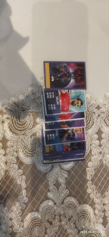 Yemək masaları, oturacaqları: 10 ədəd futbol kartı — 2