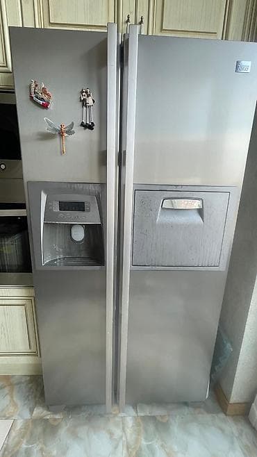 2 qapılı Teka Soyuducu Satılır, rəng - Gümüşü, Dispenserli