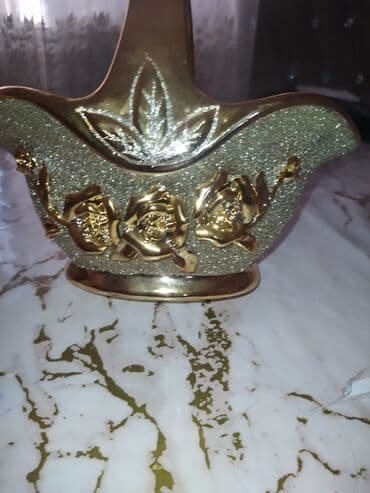 55 yas tortlari: Konfet qabi.50azn — 2