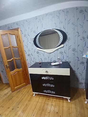 İkinəfərlik çarpayı, Komod