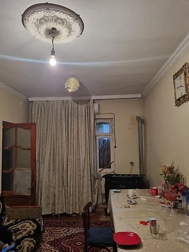 gencede 2 otaqli ev satilir: 2 otaqlı, 50 kv. m, Kredit yoxdur, Orta təmir — 5