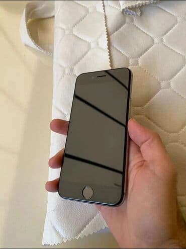 IPhone 6, 16 GB, Space Gray, Barmaq izi