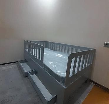 Uşaq çarpayısı satılır. Cəmi 1 ay işlənib. Yanları açılır. Ölçüsü — 2