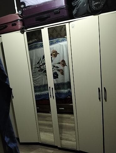 Geniş həcmli künc qarderob dolabı - Dizayn: açıq krem rəngli fasad lalafo.az -da Geniş həcmli künc qarderob dolabı - Dizayn: açıq krem rəngli fasad