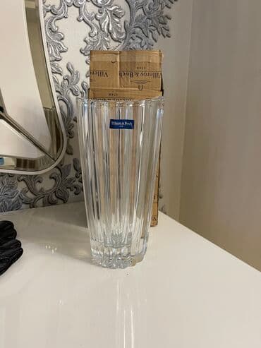 xrustal vaz: Bir vaza, Xrustal — 3