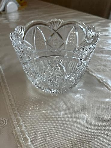konfet qabl: 2 ədəd Kəsma naxışlı şüşə/qədim üslublu kristal qab - Material — 2