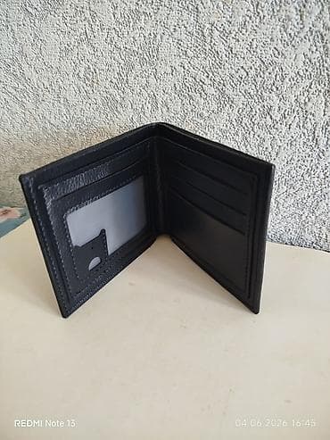 kreditle xez deri: Kişi üçün pul qabı. ( Portmane). Yenidi. Qara rəngdə — 1
