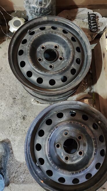 Təkərlər: Kia Ceed diskləri R15 — 2