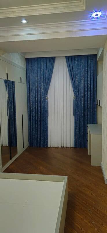 07 perde: Qalın, boz rəngli, zərli naxışlı pərdələr otağa zərif və dəbli bir — 7