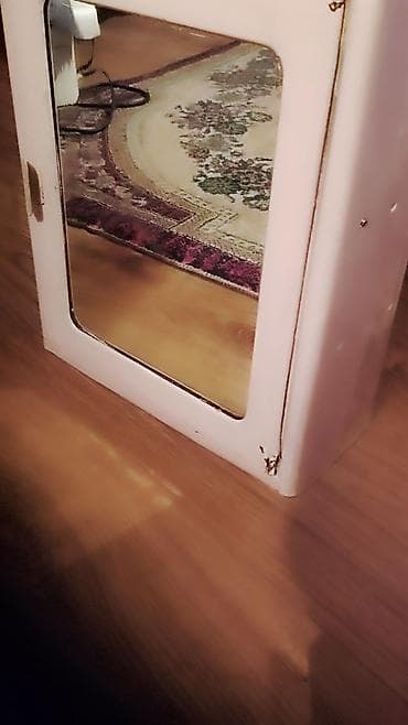 dam ortugleri: ODiqqət Sovet dövründən qalmldimi dəmir tibb qutusu. Cox davamlı — 6