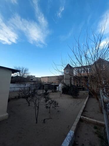 sumqayit 1otaq: 4 sot tecili satilir ev qarışıq senedlerde qaydasinda Teze corat cüme — 5