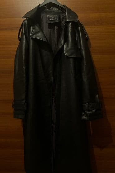 Moskviç: Qara dəridən uzun trençkot -Yenidir geyinilmiyib. - Klassik uzun — 1