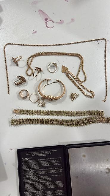 Dəstə daxildir: Bilərzik, Boyunbağı, Kulon, Sarı qızıl, 583 Əyar, 102 g