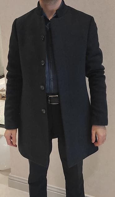 Kişi üçün klassik palto - Rəng: qara - Üslub: minimal və klassik