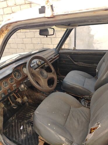 avtomat sürət qutusu: VAZ (LADA) 2101: 1.3 l | 1976 il 196569 km Sedan — 3