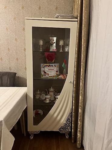 uşaq yataq otağı: Dolab,çarpayı,servant Dolab 180 Çarpayı 180 Sevant 80 Endirim — 3