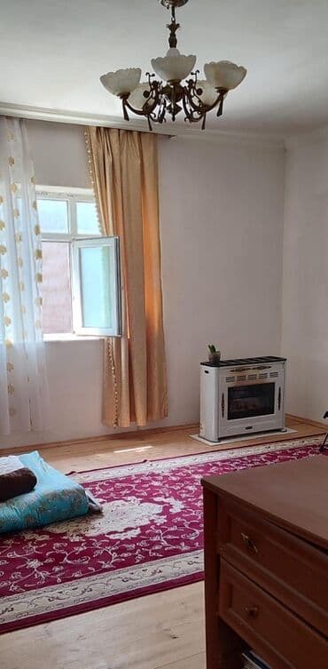 hökməlidə: Hökməli arkasından keçdikdə 200 metr yuxarıda 2 mərtəbəli ev satılır — 17