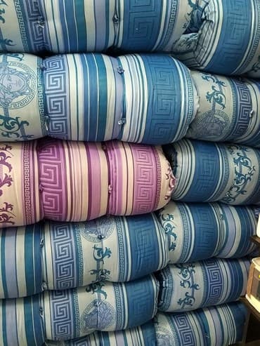 Döşəklər: Yorgan döşək teksti̇l sədərək. Hərcür yorgan döşək yastıq və yataq
