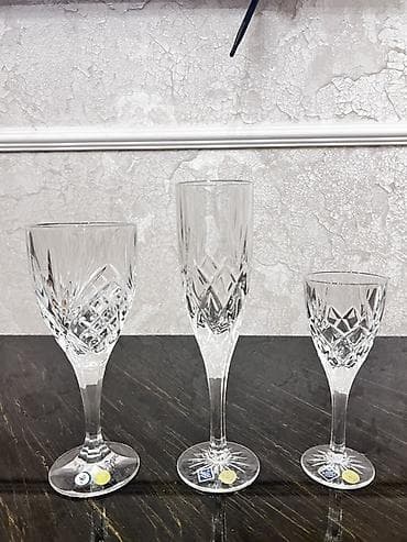 hediye qablari: Qədəhlər, Xrustal, Çexiya — 1