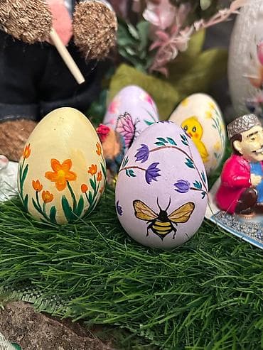 bezek bitkisi: Əllə rənglənmiş dekorativ yumurtalar - Material: Bərk dekorativ — 1